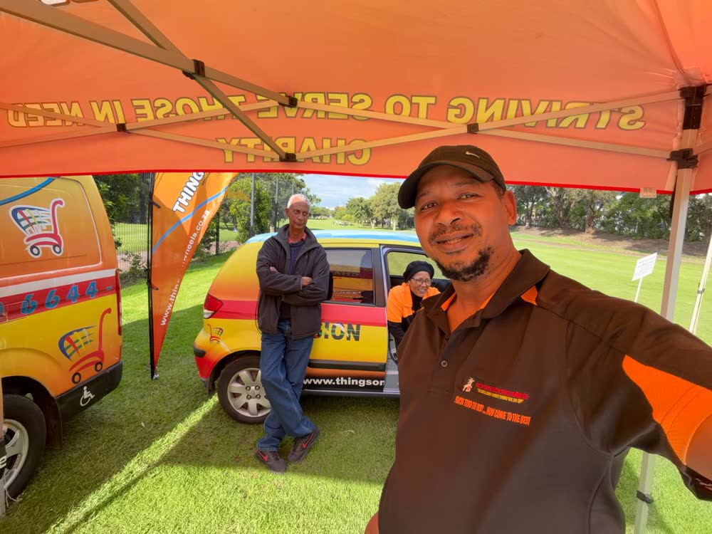 Things On Wheels team members at a fundraising golf day